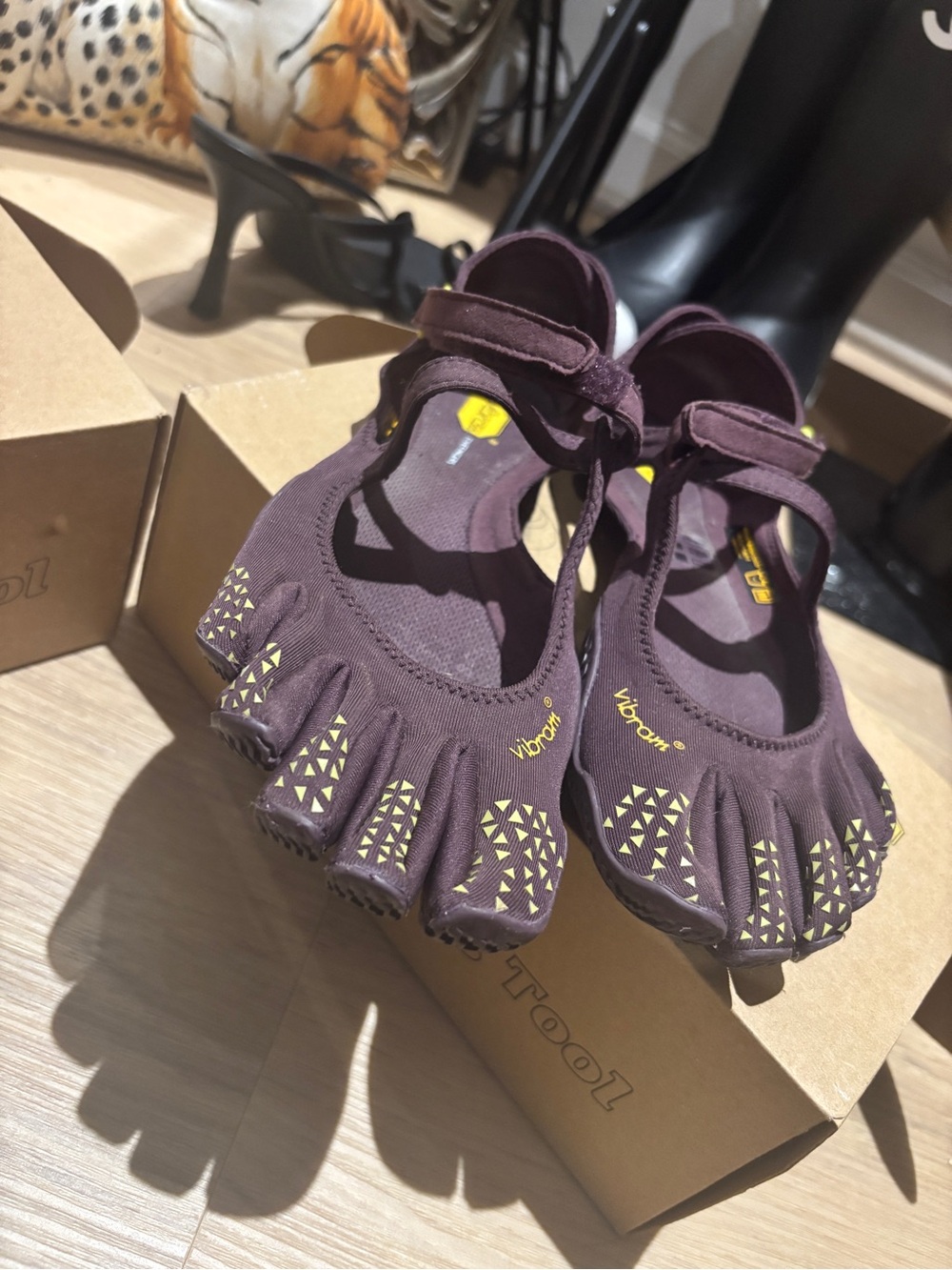 Vibram FiveFingers Burgundy Maroon Shoes with Yellow Accents